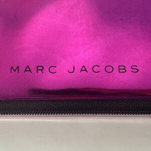 Marc Jacobs Boxed Purse Bag Shiny Fuchsia Black Tassel Zipper, 6.5"- Like New